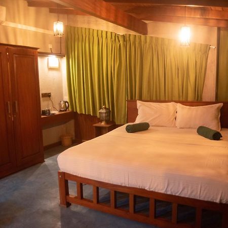 Hotel Sea Trails Bentota Exterior foto