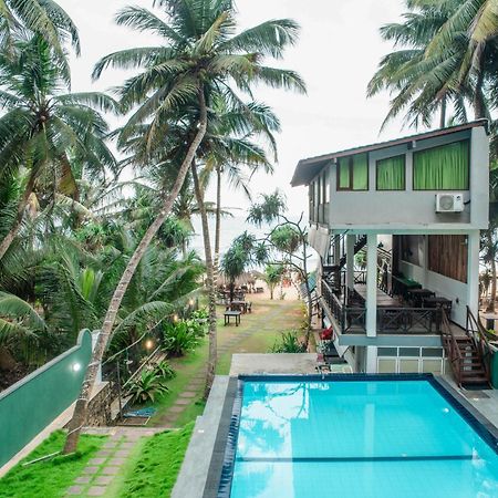 Hotel Sea Trails Bentota Exterior foto