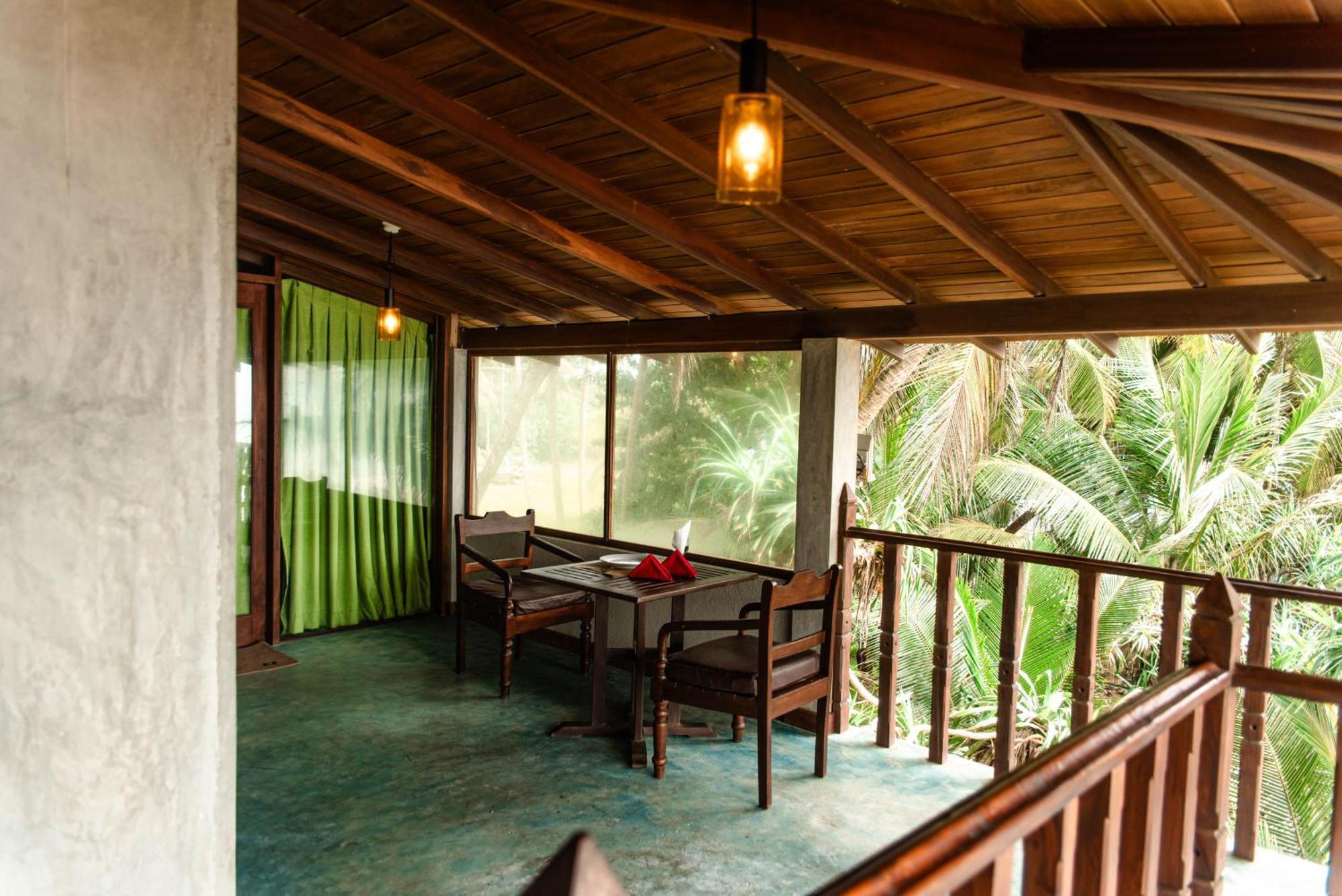 Hotel Sea Trails Bentota Exterior foto